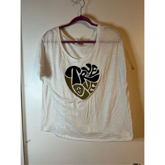 Bella True Love Blouse - Picture 1 of 3